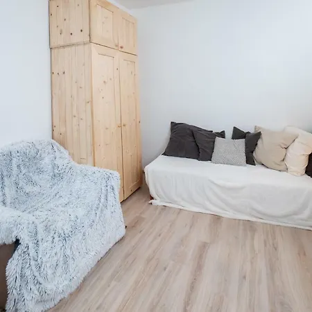 Utulny Apartman S Peknym Vyhladom Na Hory *